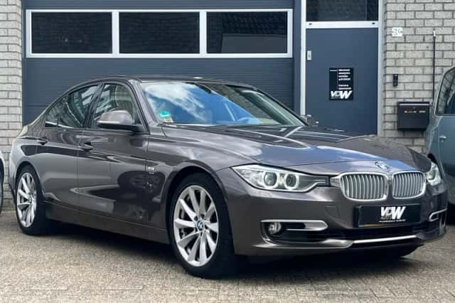 BMW 3-Serie (2013) thumbnail 2