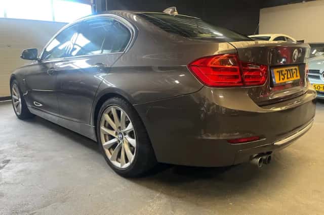 BMW 3-Serie (2013) thumbnail 5