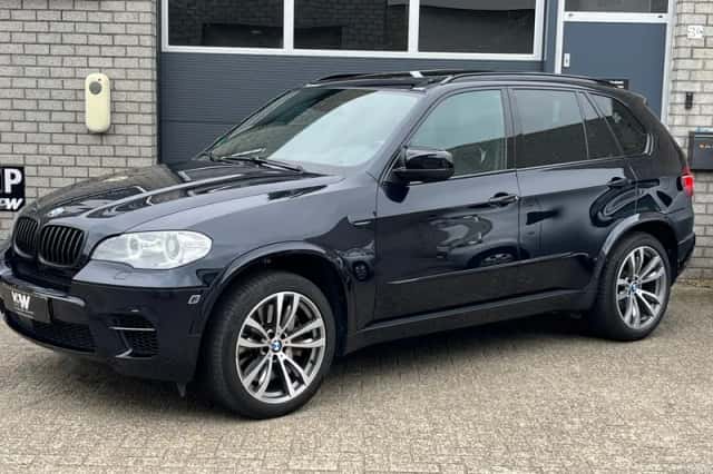 BMW X5 (2012) thumbnail 1
