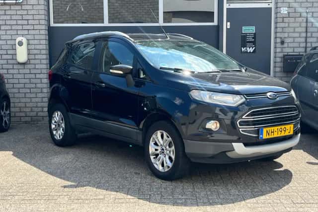 Ford EcoSport (2014) thumbnail 2