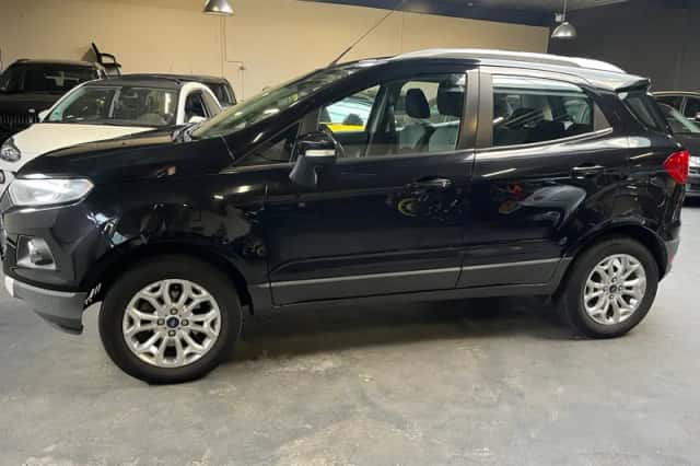 Ford EcoSport (2014) thumbnail 5