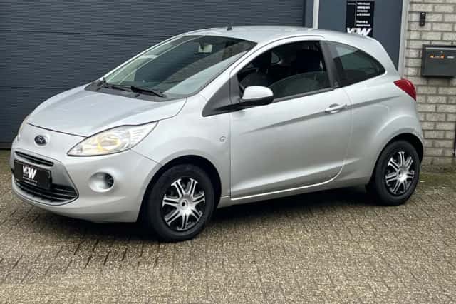 Ford Ka (2014) thumbnail 2