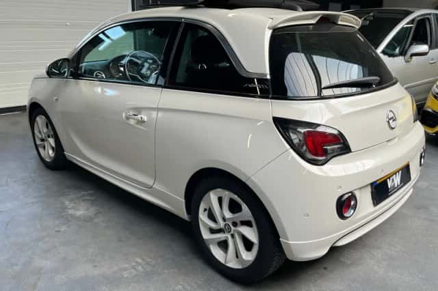 Opel Adam (2017) thumbnail 5