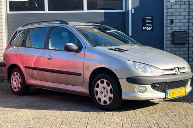 Peugeot 206 (2006) thumbnail 2