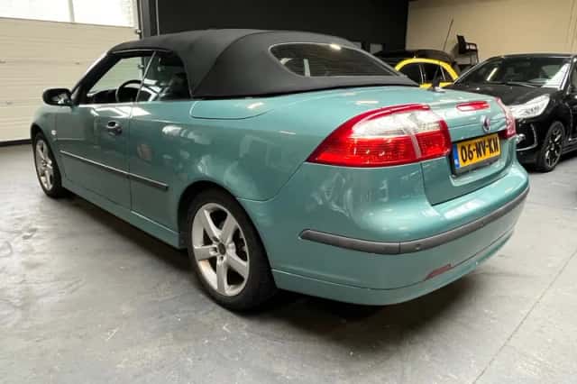 Saab 9-3 (2004) thumbnail 5