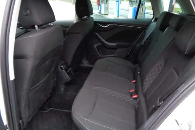 Škoda Kamiq (2023) thumbnail 6