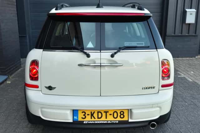 MINI Clubman (2013) thumbnail 4