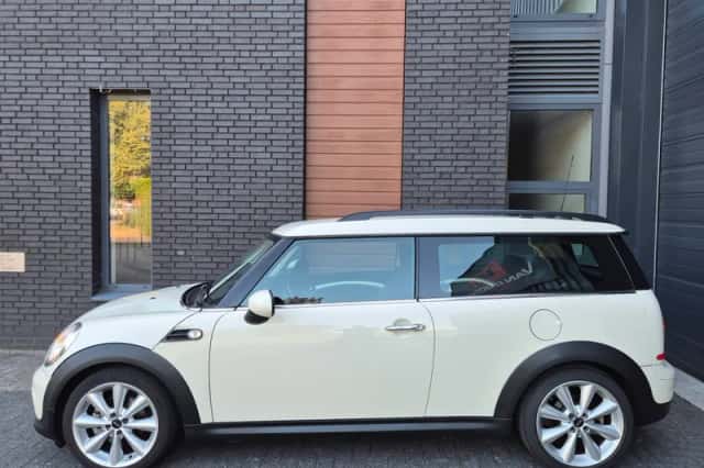 MINI Clubman (2013) thumbnail 5