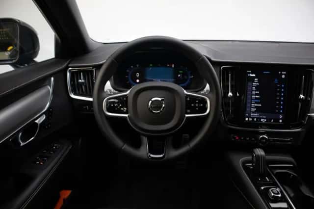 Volvo V90 (2022) thumbnail 5