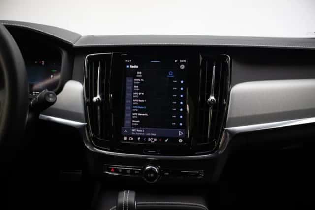 Volvo V90 (2022) thumbnail 6