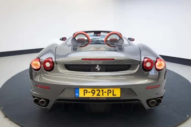 Ferrari F430 (2006) thumbnail 6