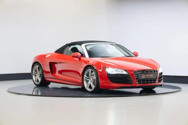 Audi R8 (2010) thumbnail 1