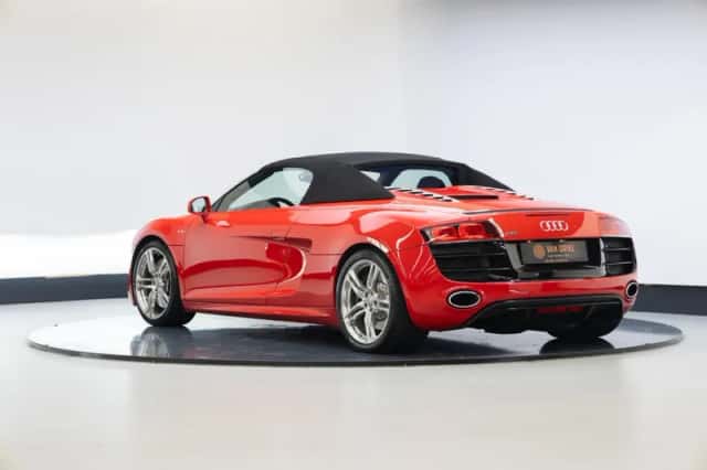 Audi R8 (2010) thumbnail 2