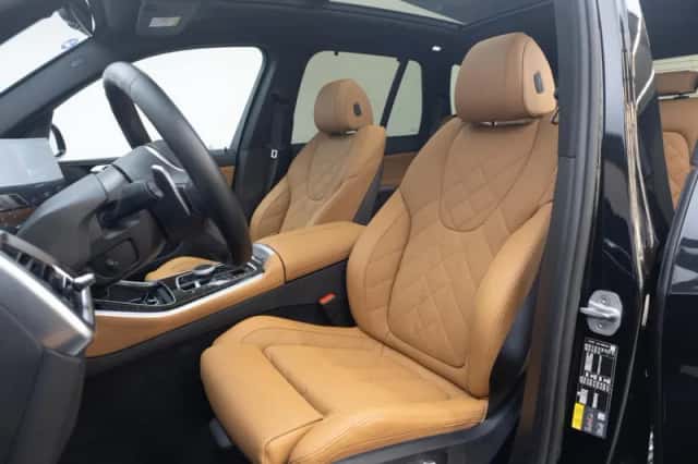 BMW X5 (2025) thumbnail 4