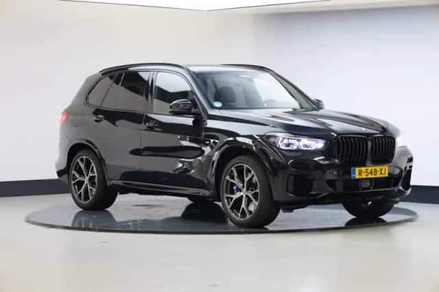 BMW X5 (2022) thumbnail 1