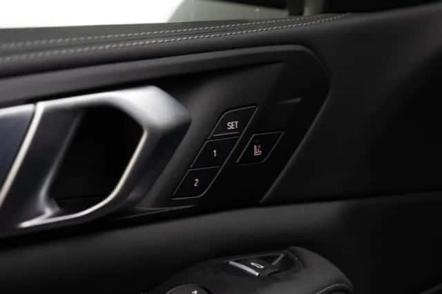 BMW X5 (2022) thumbnail 6