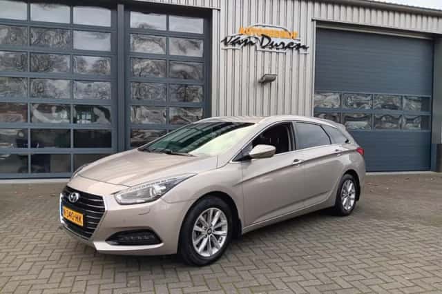 Hyundai i40 (2016) thumbnail 4