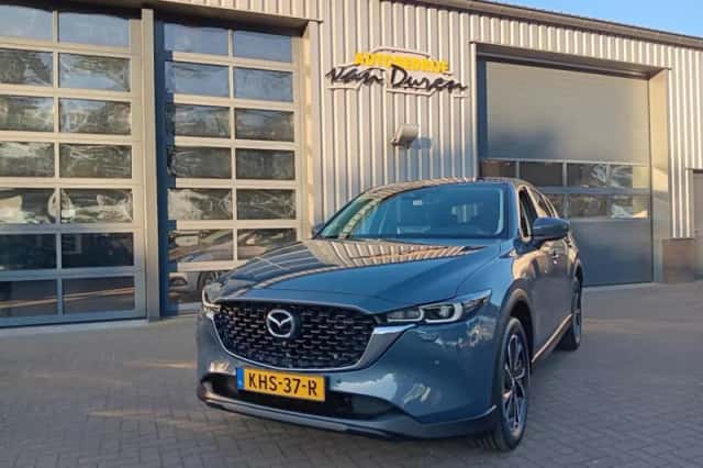 Mazda CX-5 (2022) thumbnail 2
