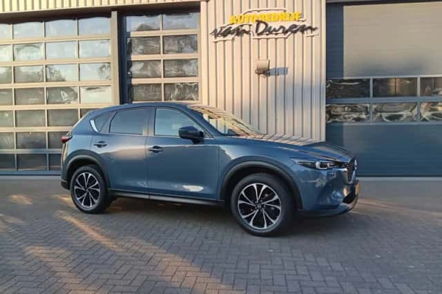 Mazda CX-5 (2022) thumbnail 3