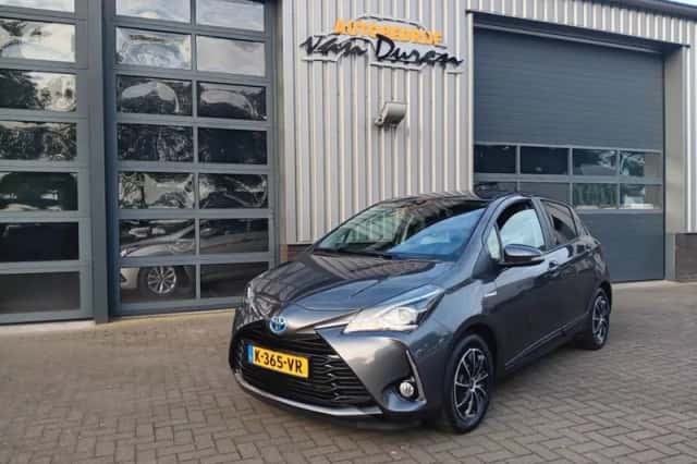 Toyota Yaris (2018) thumbnail 4