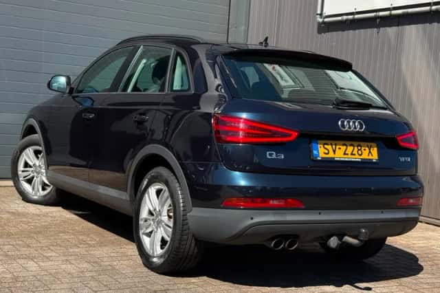 Audi Q3 (2014) thumbnail 5