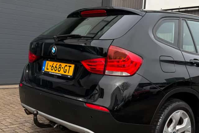 BMW X1 (2011) thumbnail 6