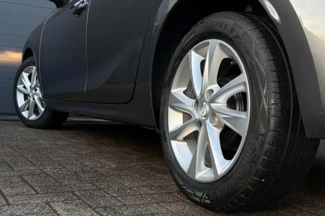 Opel Corsa (2020) thumbnail 5