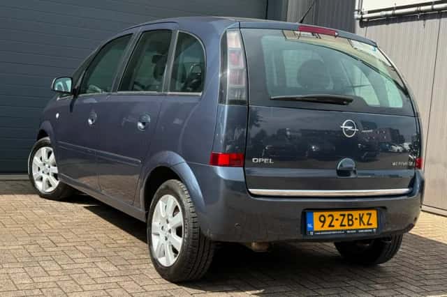 Opel Meriva (2007) thumbnail 4