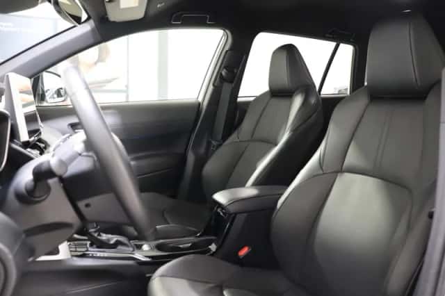 Toyota Corolla (2023) thumbnail 3
