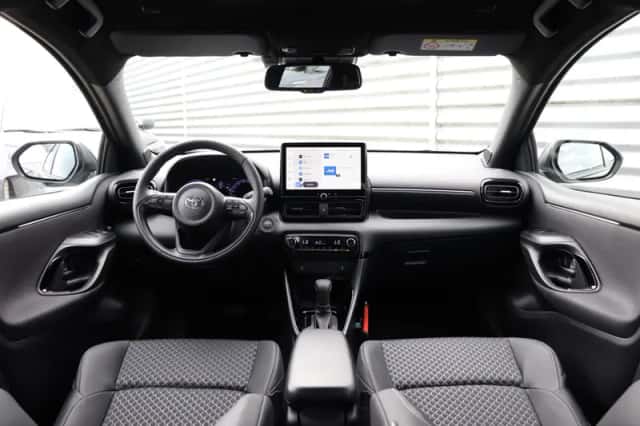 Toyota Yaris (2026) thumbnail 3