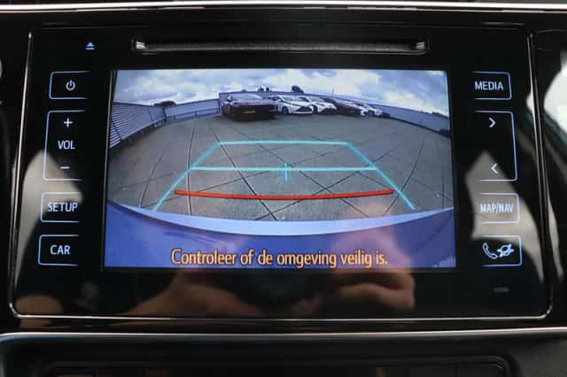 Toyota Auris (2018) thumbnail 5