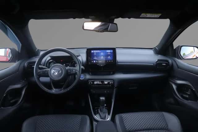 Toyota Yaris (2023) thumbnail 5