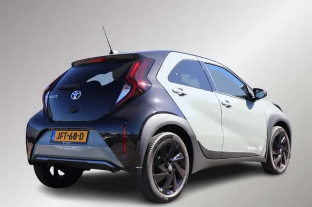 Toyota Aygo X (2025) thumbnail 2