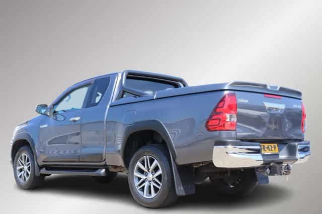Toyota Hilux (2020) thumbnail 4
