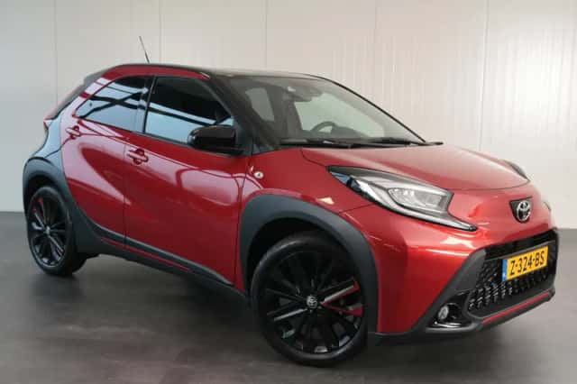 Toyota Aygo X (2024) thumbnail 2