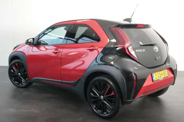 Toyota Aygo X (2024) thumbnail 4