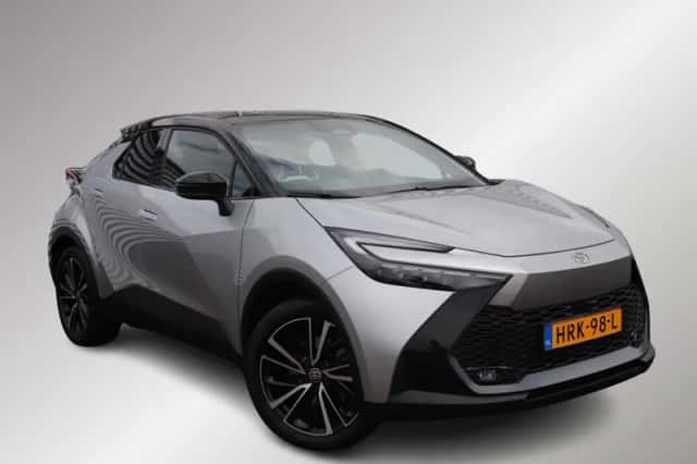 Toyota C-HR (2025) thumbnail 5