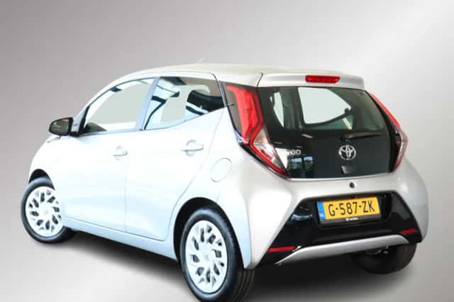 Toyota Aygo (2019) thumbnail 2