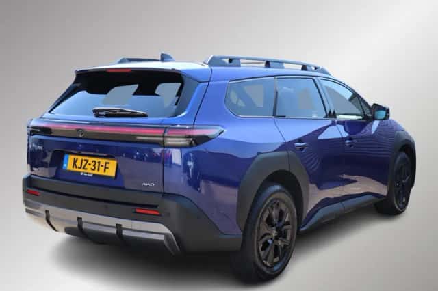 Toyota bZ4X (2026) thumbnail 2