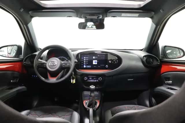 Toyota Aygo X (2025) thumbnail 3