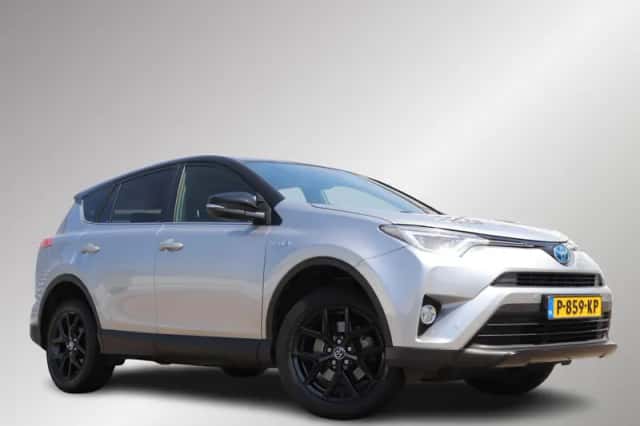 Toyota RAV4 (2018) thumbnail 5