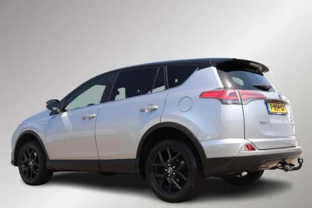 Toyota RAV4 (2018) thumbnail 6