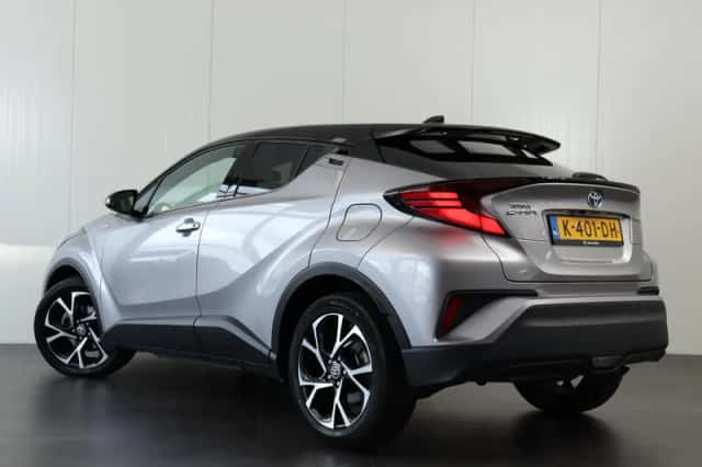 Toyota C-HR (2020) thumbnail 5