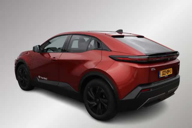 Toyota C-HR+ (2026) thumbnail 6