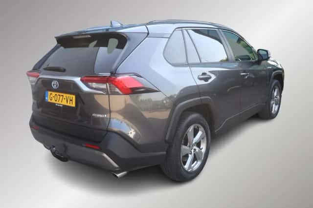 Toyota RAV4 (2019) thumbnail 2