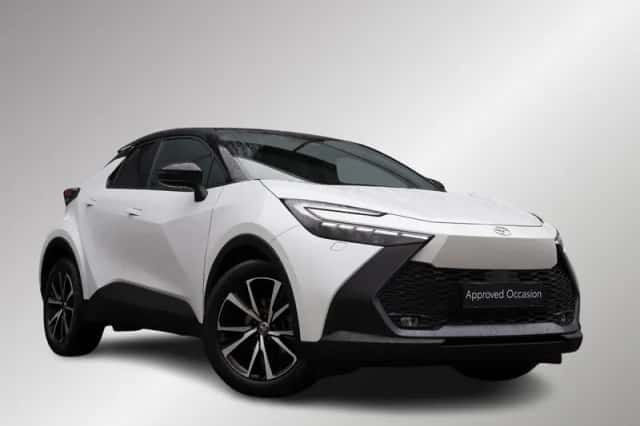 Toyota C-HR (2025) thumbnail 5