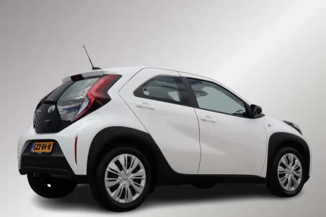 Toyota Aygo X (2024) thumbnail 2