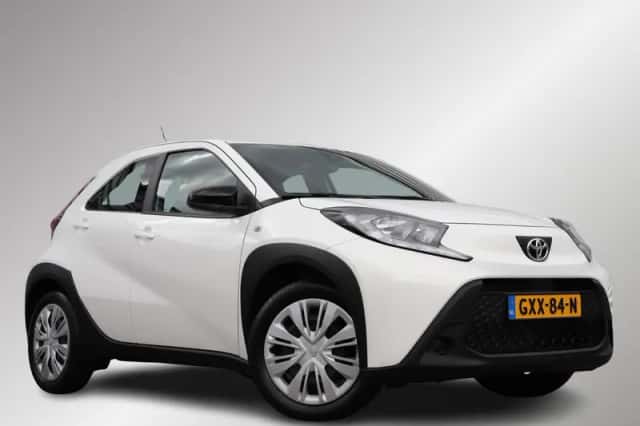 Toyota Aygo X (2024) thumbnail 3