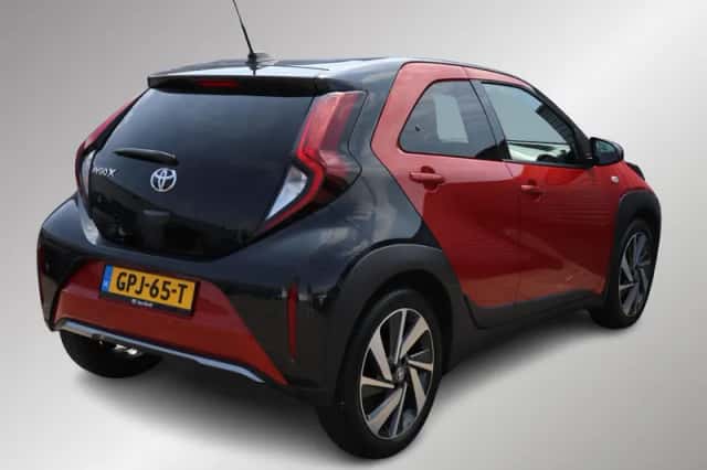 Toyota Aygo X (2023) thumbnail 2