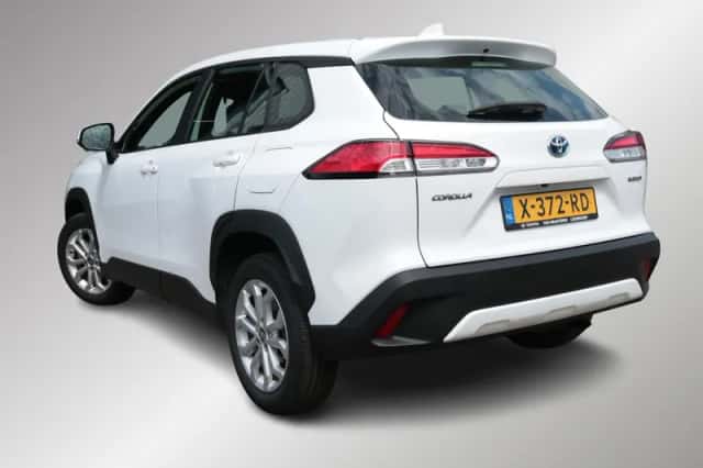 Toyota Corolla (2024) thumbnail 5